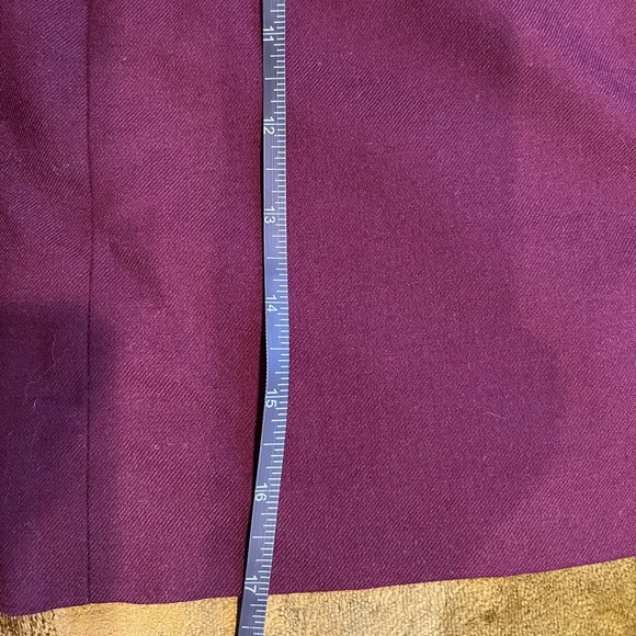 J. Crew Factory SZ 4 Burgundy Pull On Mini Skirt! - Picture 7 of 12